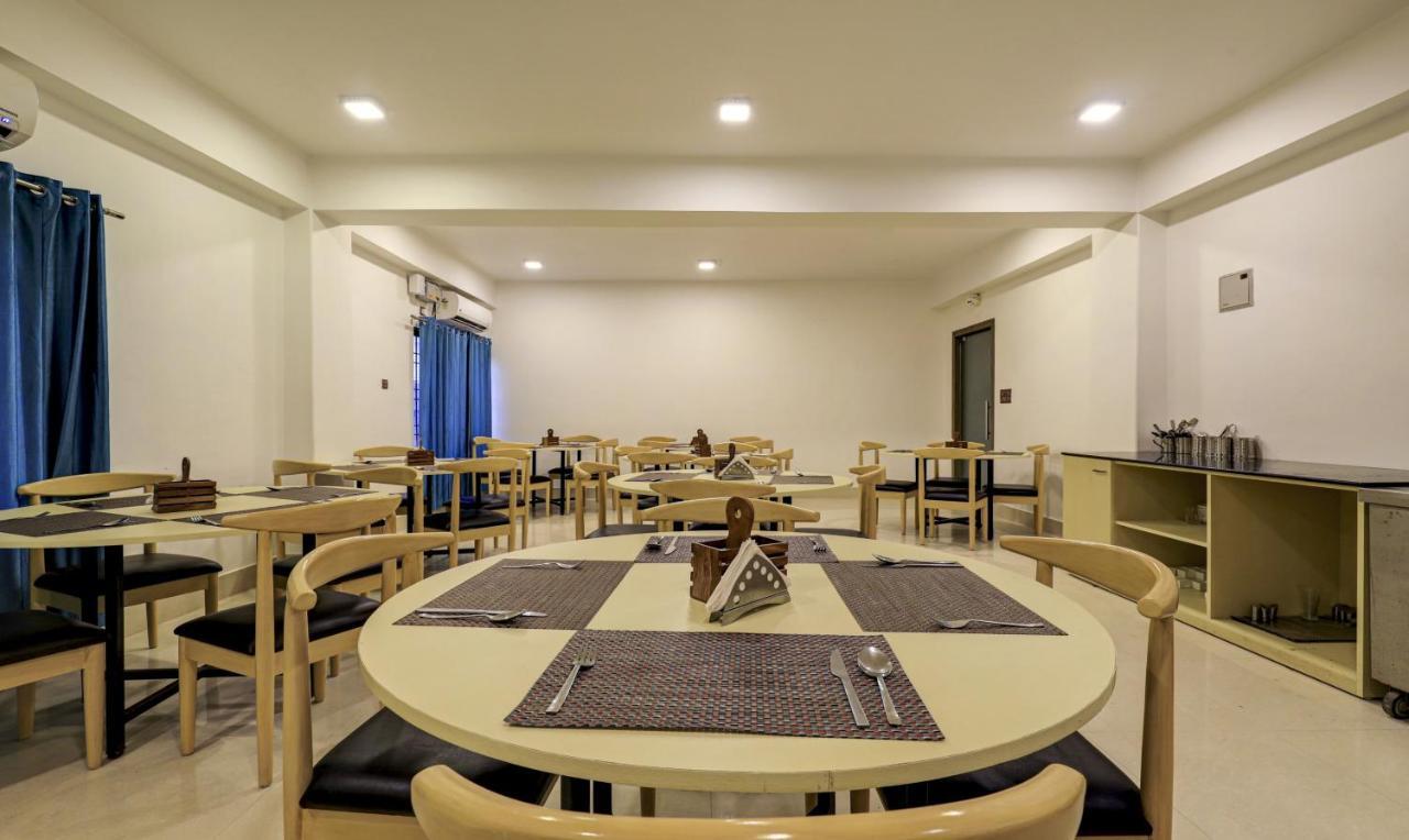 Готель Treebo Arna Residency Ґувахаті Екстер'єр фото